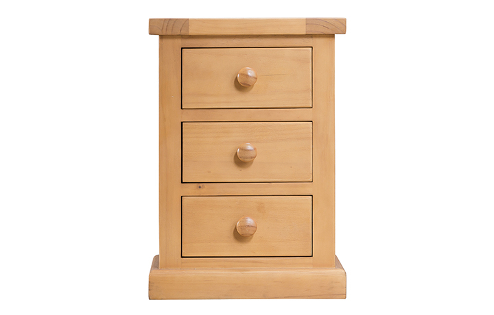 Pine 3 Drawer Bedside Cabinets - Country Pine Small 3 Drawer Bedside