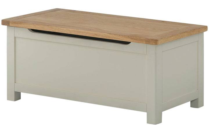 Pembroke Stone Painted Collection - Pembroke Stone Painted Blanket Box
