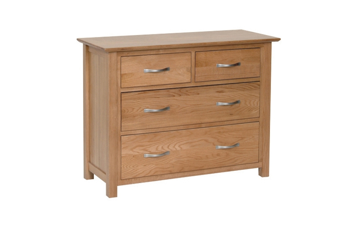 Chest Of Drawers - Woodford Solid Oak 2 Over 2 Chest Of Drawers
