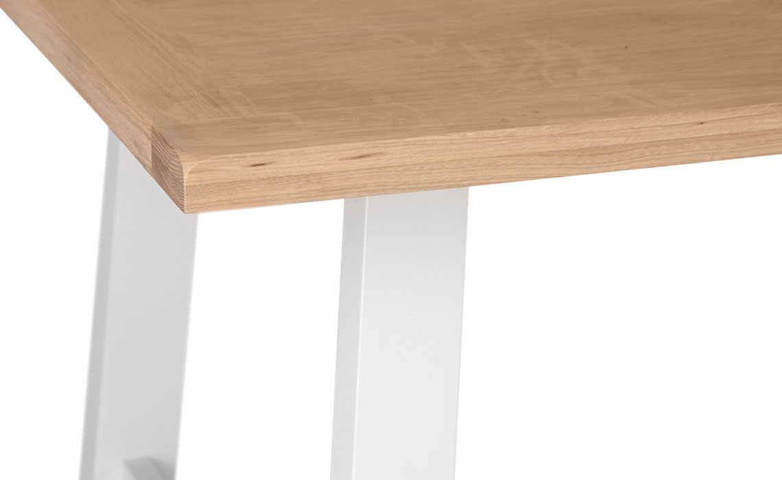 Ashley Painted White 180-220cm Butterfly Extending Table