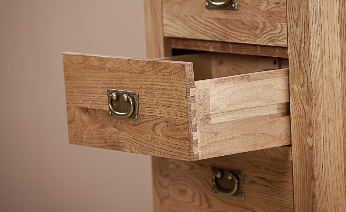 Framlingham Solid Oak 5 Drawer Wellington