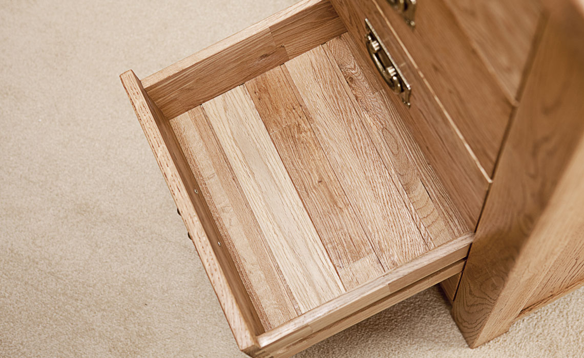 Framlingham Solid Oak 5 Drawer Wellington