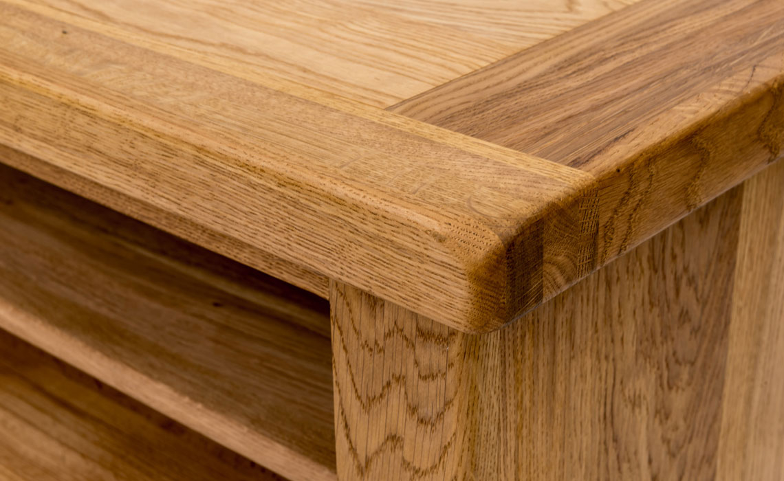 Framlingham Solid Oak TV With Drawers