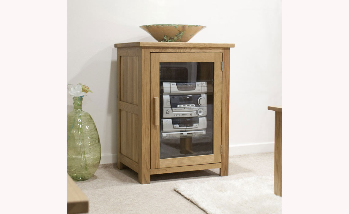 Toulouse Solid Oak HiFi Unit