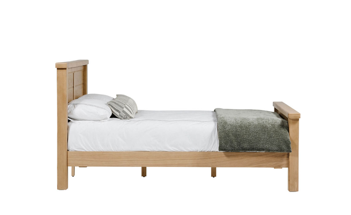 Morgan Oak 4ft 6 Bed Frame