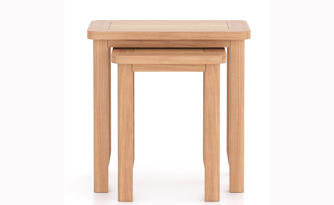 Newbury Oak Nest of 2 Tables