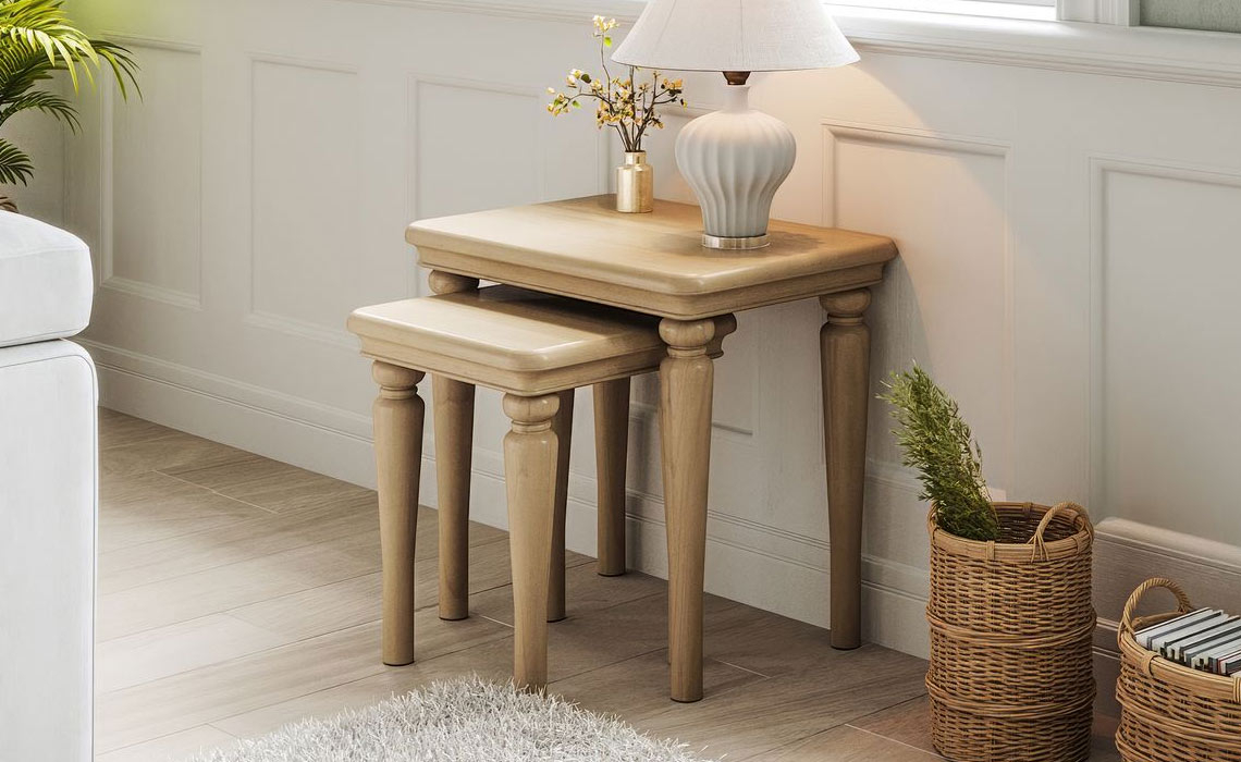 Melford Oak Nest Of 2 Tables
