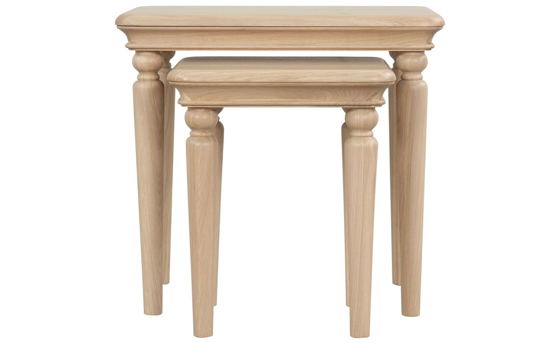 Melford Oak Nest Of 2 Tables