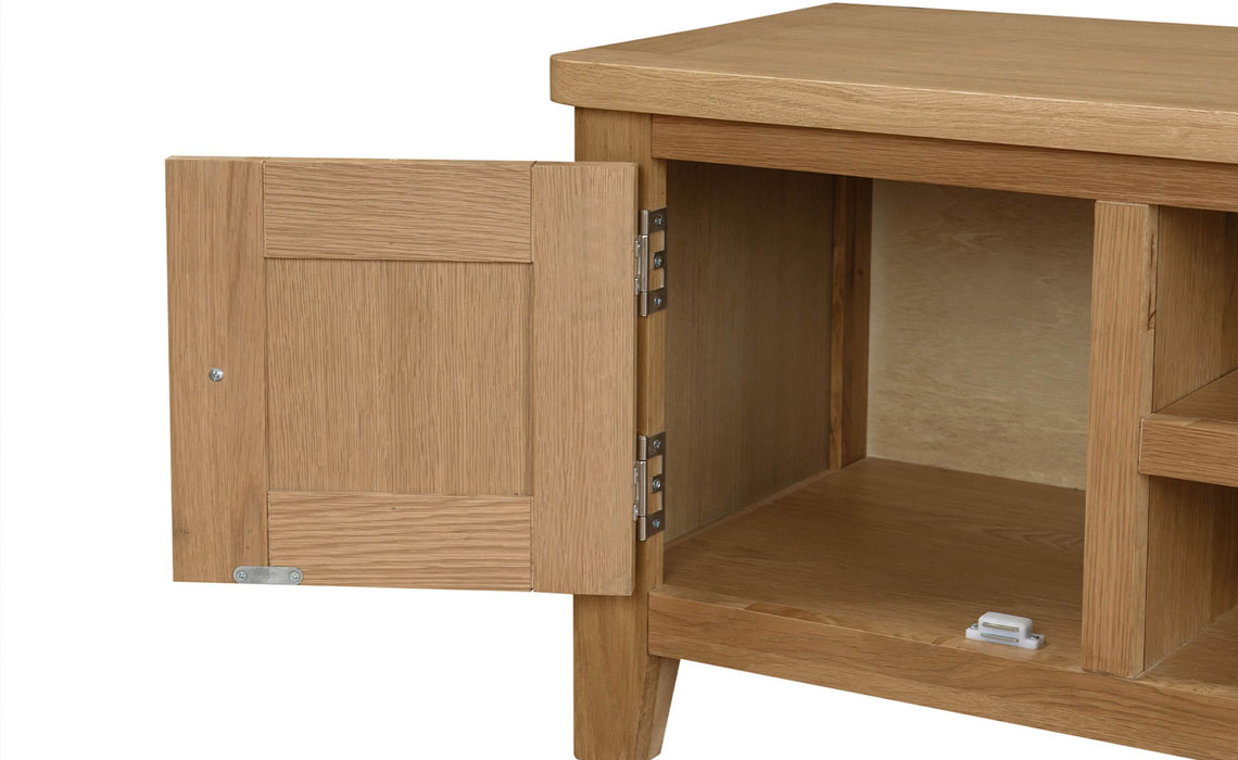 Maldon Oak TV - Coffee Unit
