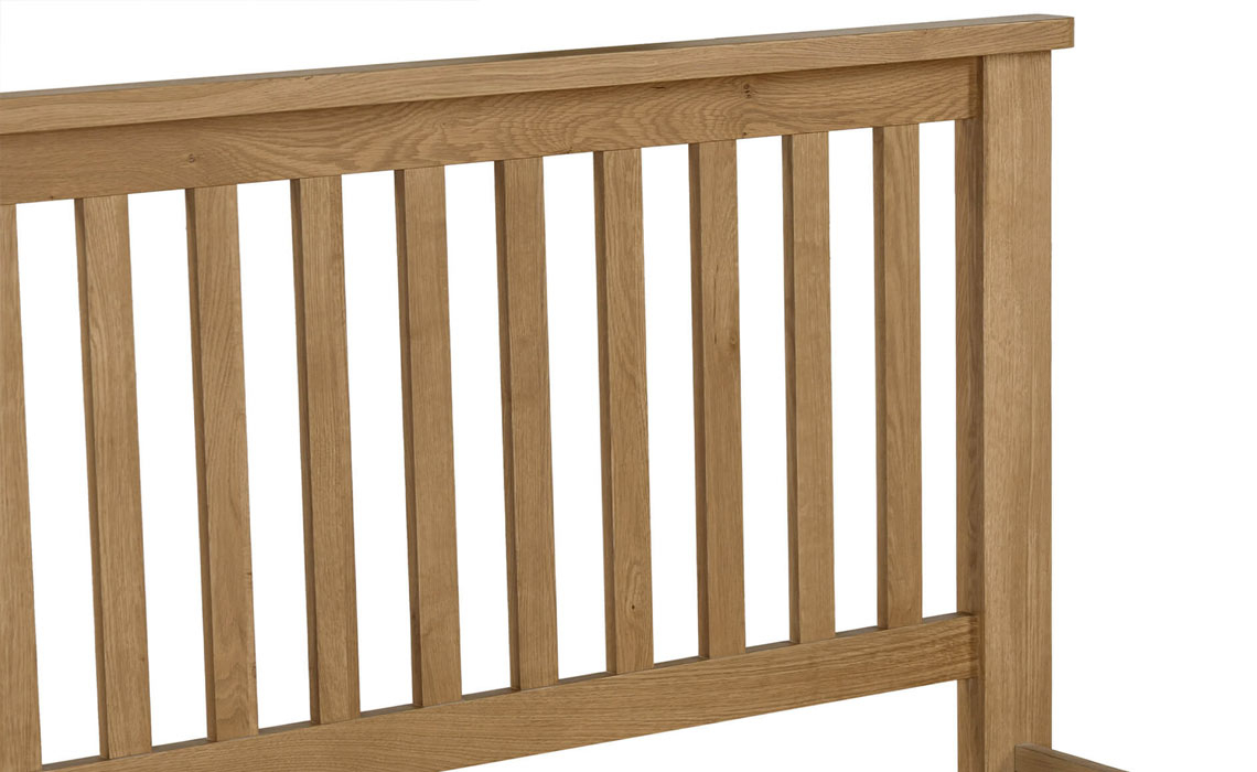 Maldon Oak 4ft6 Bed Frame