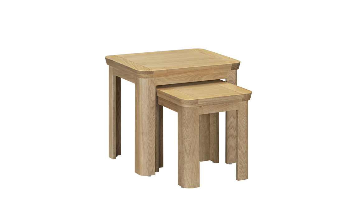 Delamere Oak Nest of 2 Tables