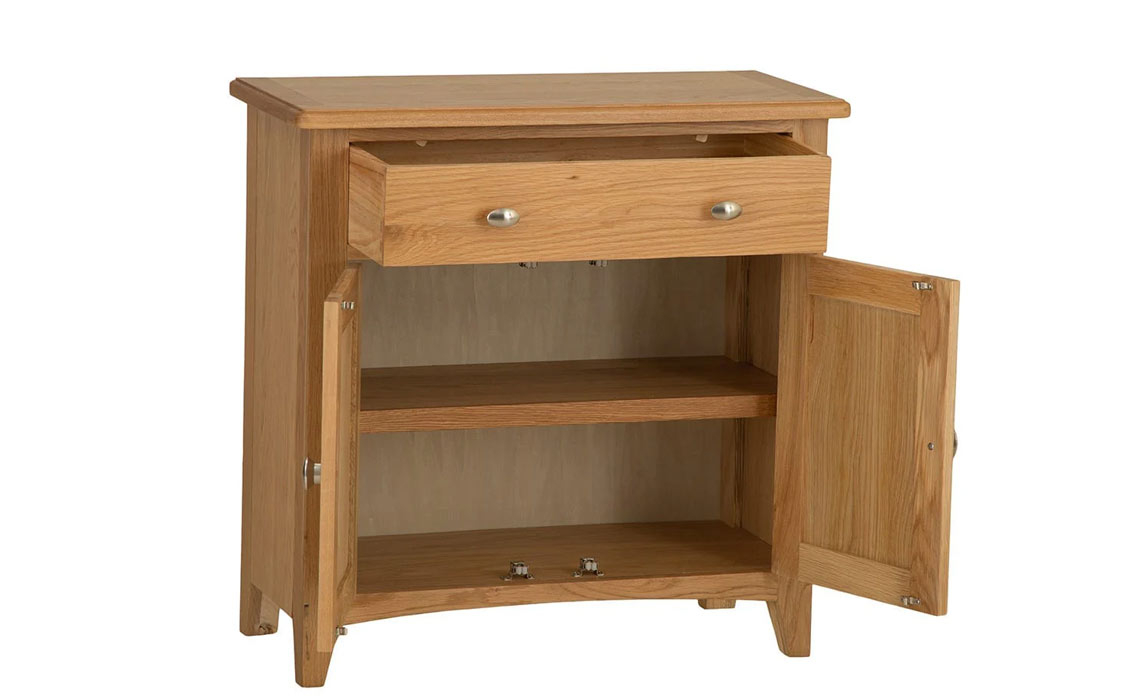 Columbus Oak Small Sideboard