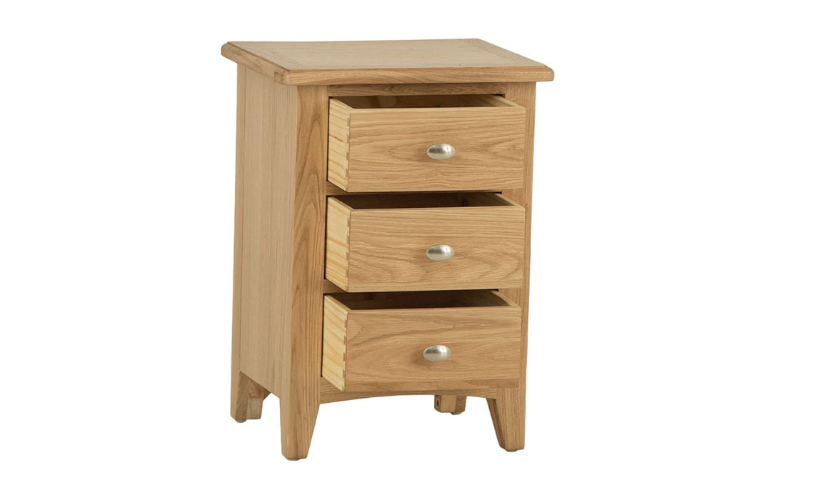 Columbus Oak 3 Drawer Bedside 