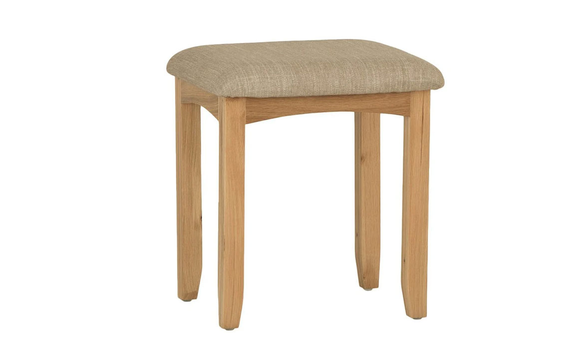 Columbus Oak Dressing Stool 