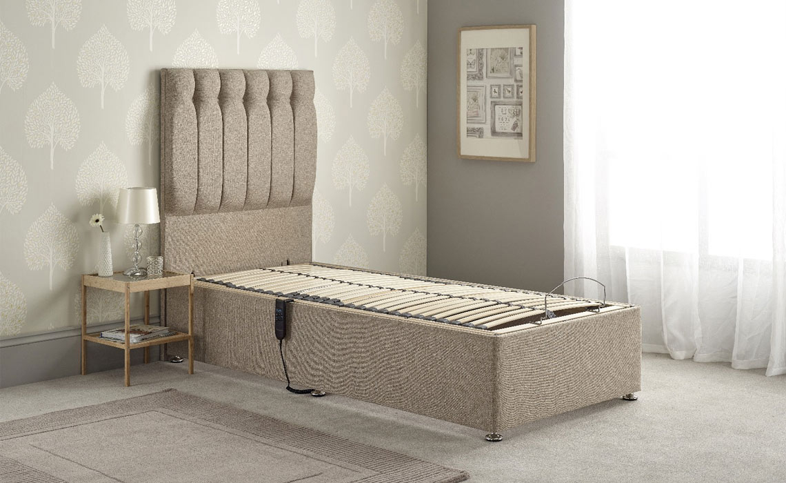 4ft6 Double Harpers Adjustable Bed With Zero Gravity Mattress 