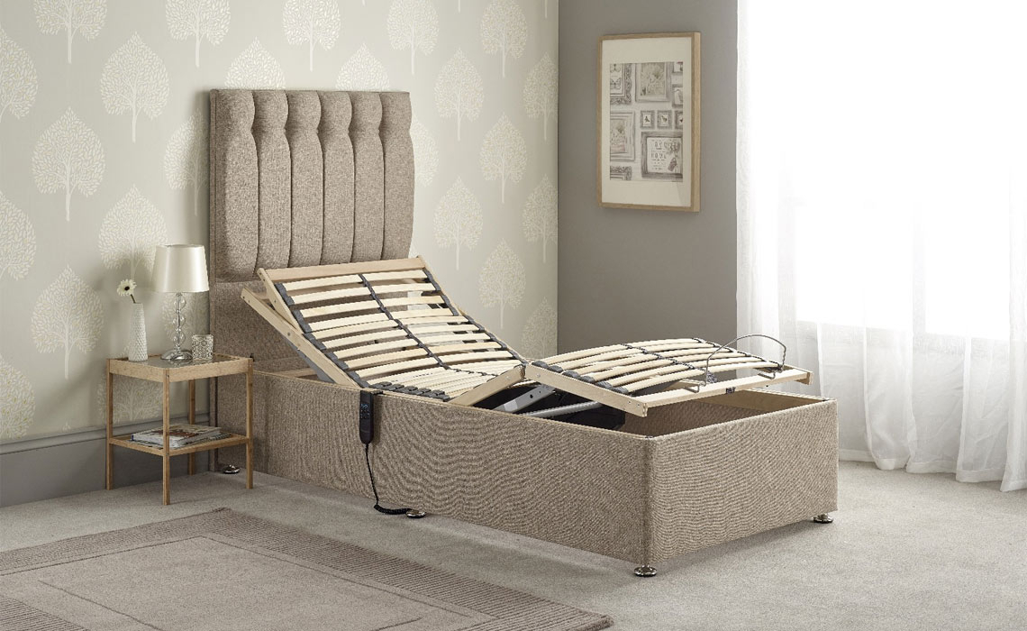 4ft6 Double Harpers Adjustable Bed With Zero Gravity Mattress 