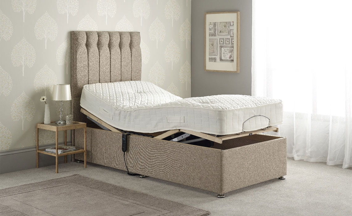 4ft6 Double Harpers Adjustable Bed With Zero Gravity Mattress 