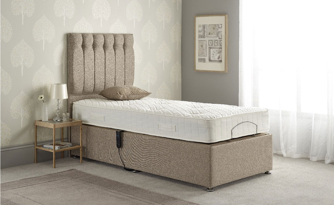 4ft6 Double Harpers Adjustable Bed With Zero Gravity Mattress 