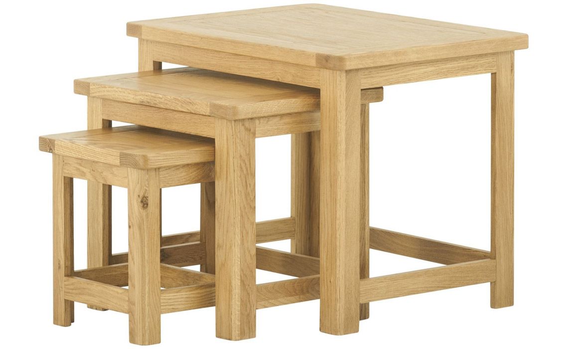 Pembroke Oak Nest Of 3 Tables