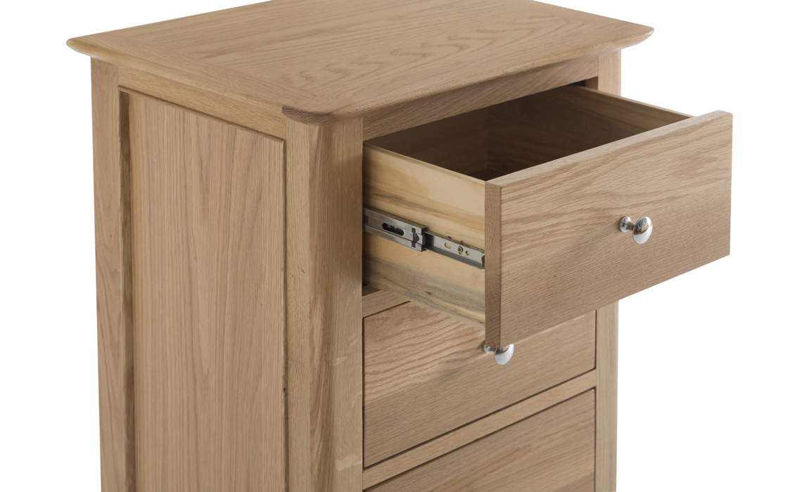 Odense Oak 4 Drawer Narrow Chest