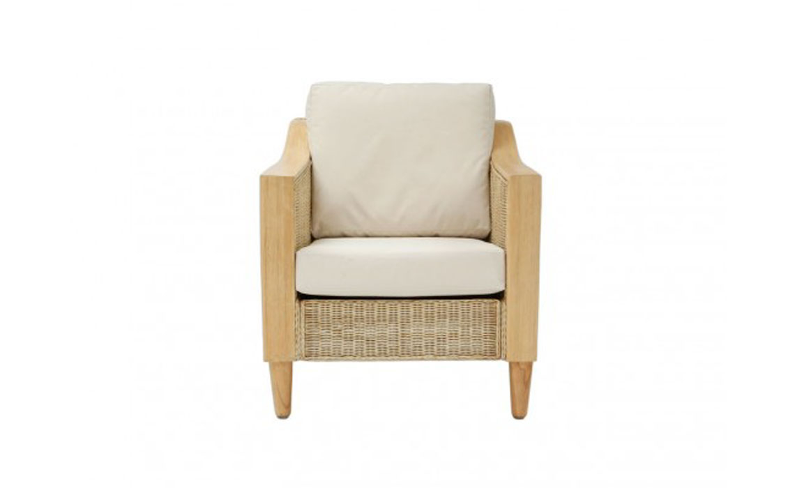 Elgin Lounging Chair in Light Natural Wash