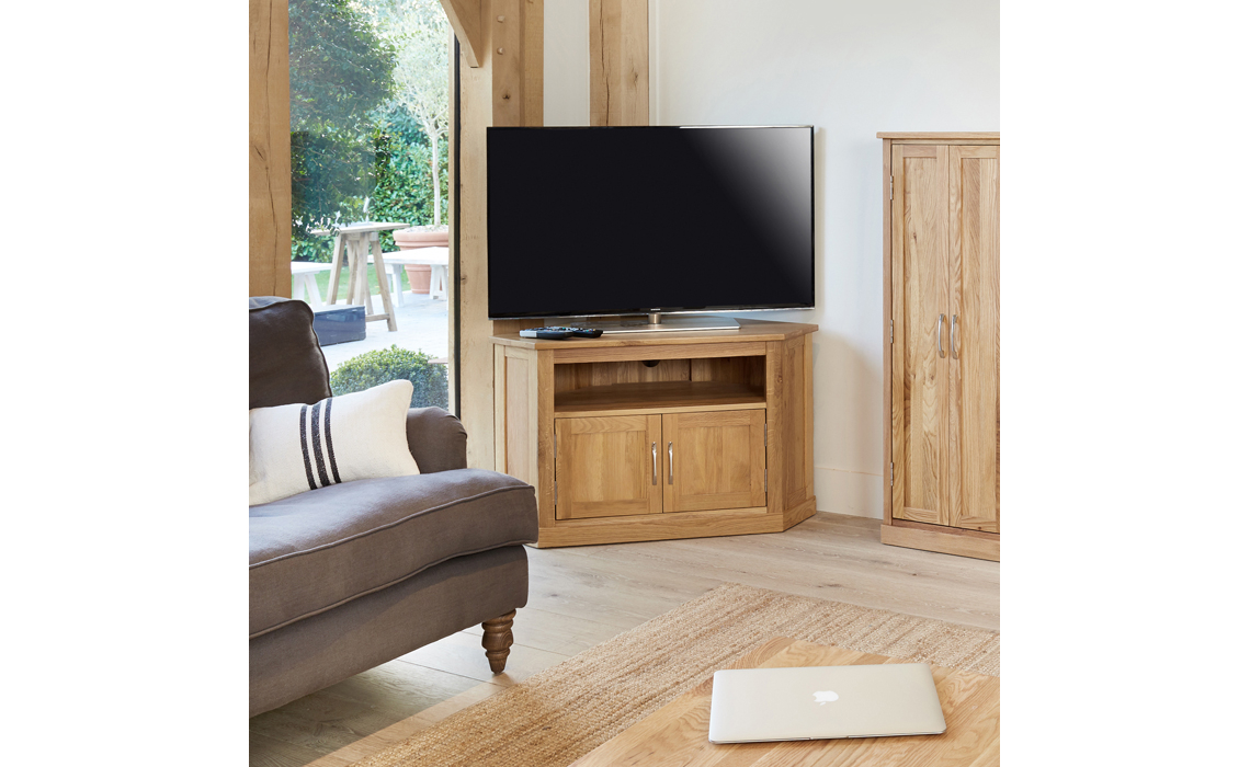 Pacific Oak Corner TV Unit