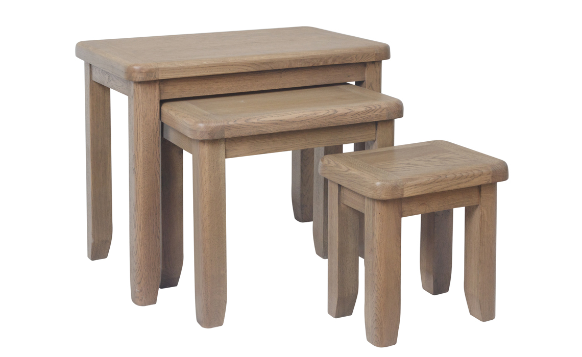 Ambassador Oak Nest Of 3 Tables