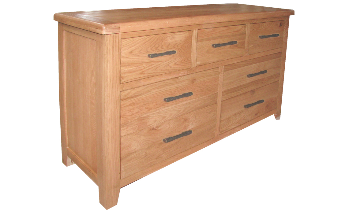 Hamilton Oak 3 Over 4 Chest Of Drawers 