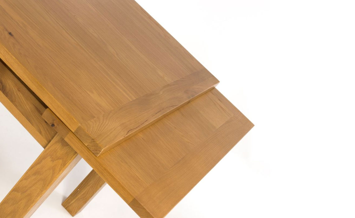 Hamilton Oak 90-160cm Draw Leaf Extending Table  