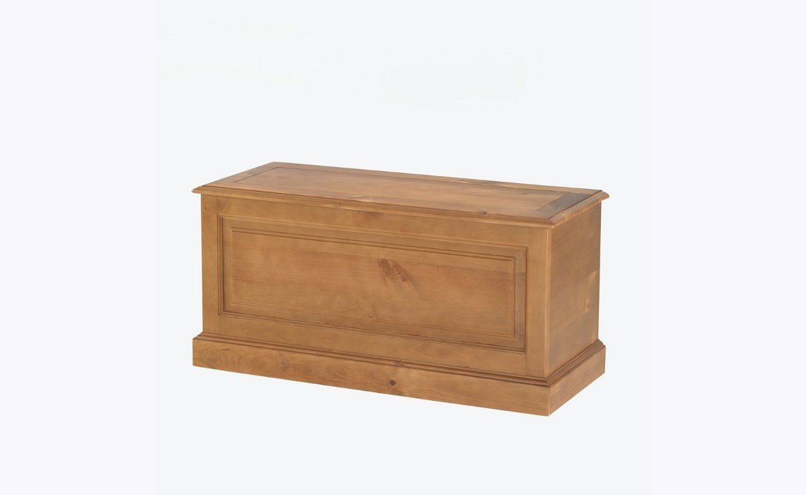 Appleby Pine Blanket Box