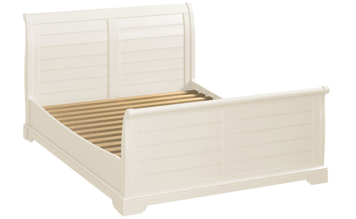 4ft6 Double Hardwood Bed Frames - Portland White 4ft6 Double Sleigh Bed Frame