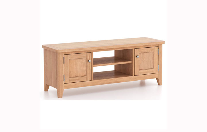 Newbury Oak Collection - Newbury Oak Wide TV Cabinet