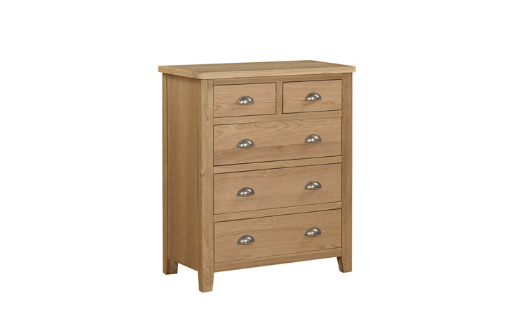 Maldon Oak Collection - Maldon Oak  2 Over 3 Chest