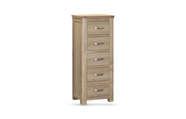 Delamere Oak Collection - Delamere Oak 5 Drawer Chest