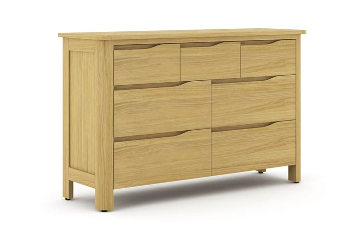 Healey Oak Collection - Healey Oak 3 Over 4 Chest