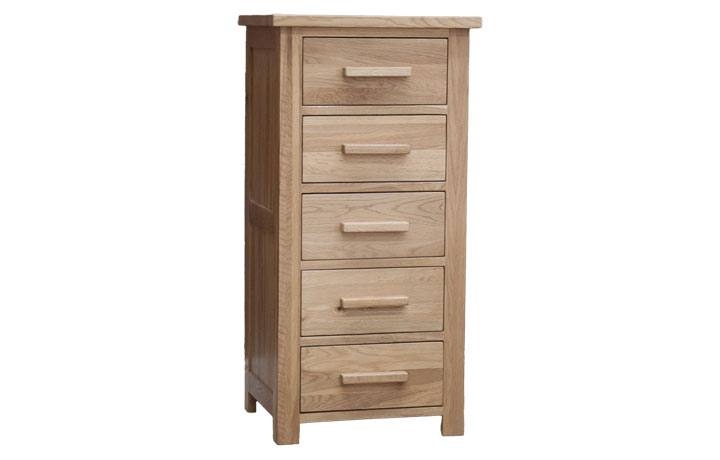 Chest Of Drawers - Toulouse Solid Oak 5 Drawer Wellington Chest