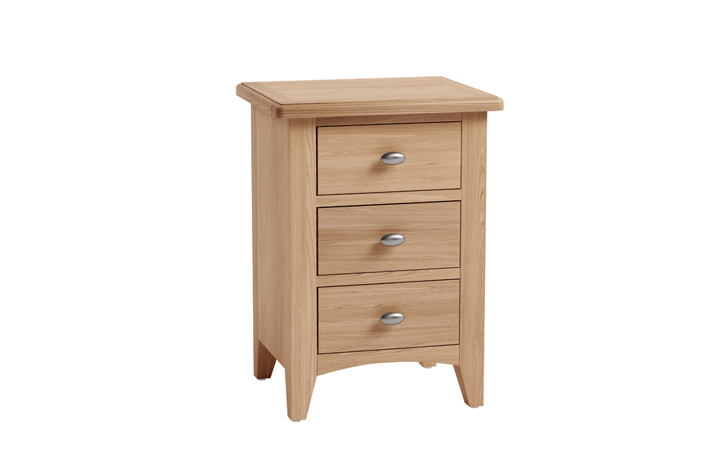 Oak 3 Drawer Bedside Cabinets - Columbus Oak 3 Drawer Bedside 