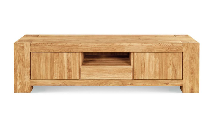 Oak Standard TV Units - Majestic Solid Oak Extra Large TV Unit