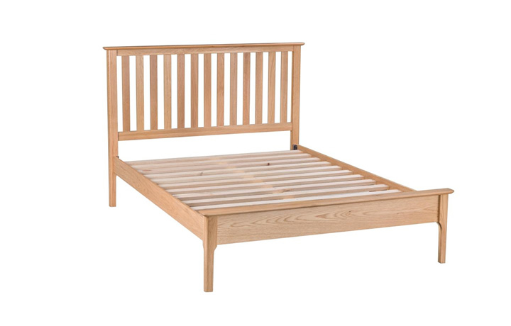 5ft Kingsize Hardwood Bed Frames - Odense Oak 5ft Kingsize Slatted Bed Frame