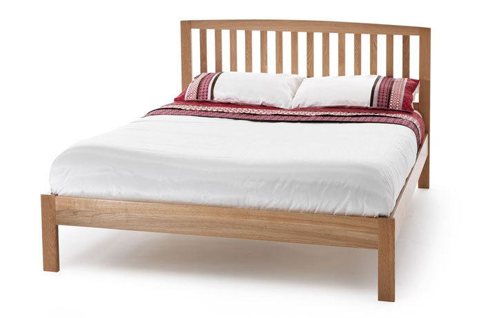 Beds & Bed Frames - 4ft6 Thornton Solid Oak Double Slatted Bed Frame With Low End