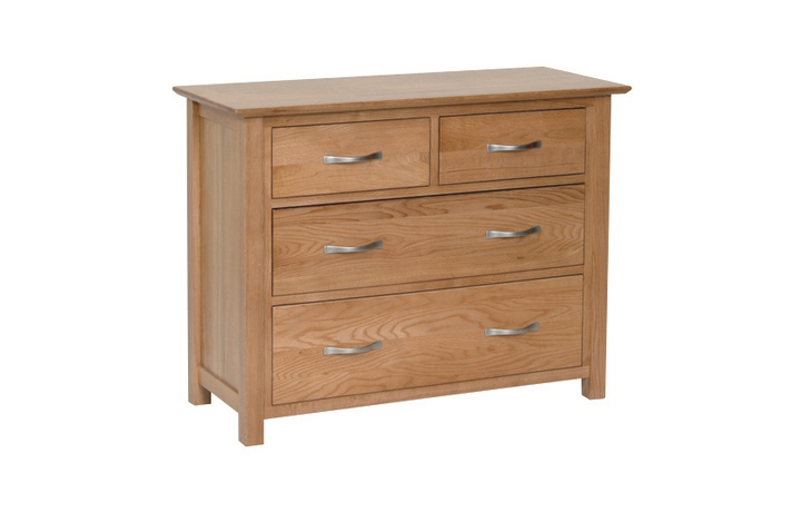 Woodford Solid Oak Collection - Woodford Solid Oak 2 Over 2 Chest Of Drawers