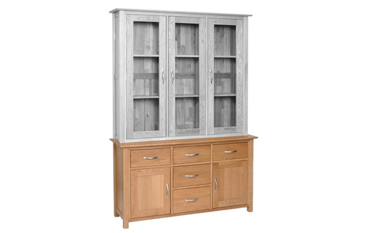 Woodford Solid Oak Collection - Woodford Solid Oak Large Dresser Base