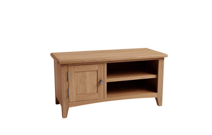 TV Cabinets - Columbus Oak Small TV Unit 