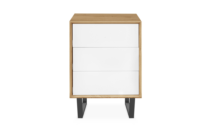 Annika Modern Oak Collection - Annika Modern Oak 3 Drawer Mini Sideboard