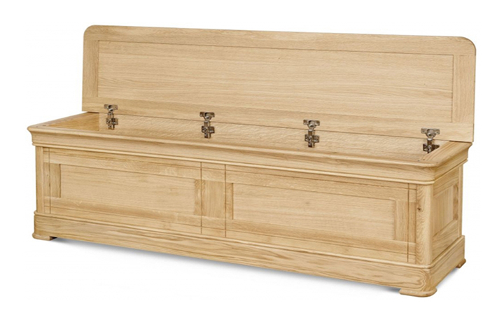 Lancaster Solid Oak Collection - Lancaster Solid Oak Large Blanket Box