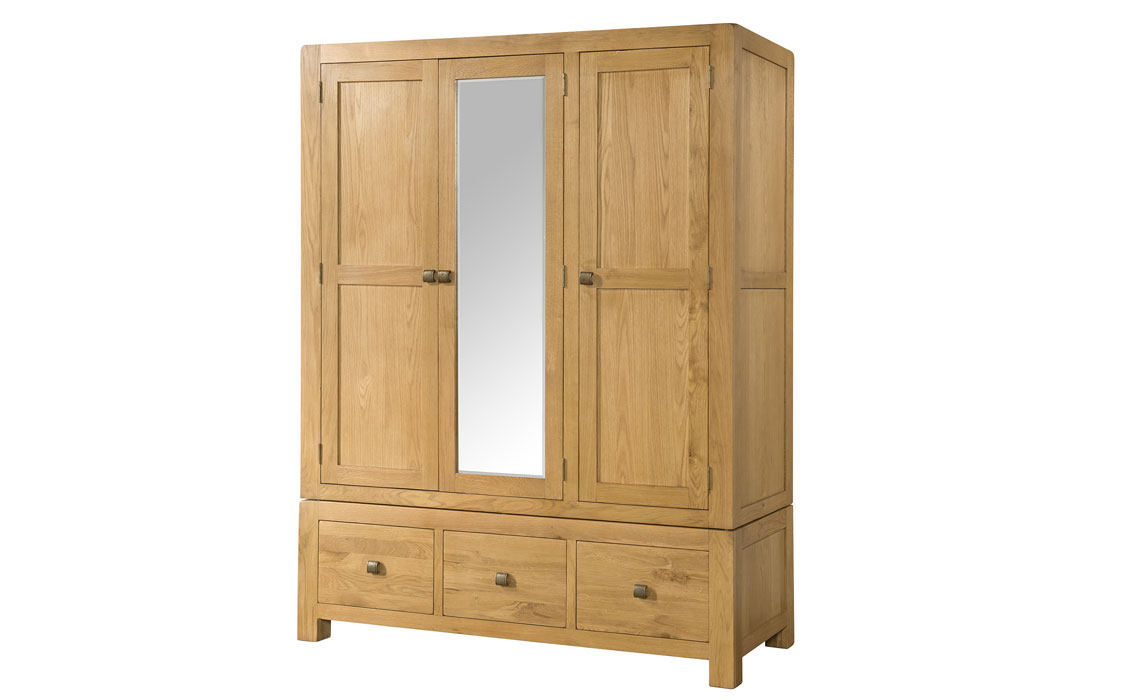 Oak 3 Door Wardrobes - Tunstall Oak Triple Wardrobe With Mirror